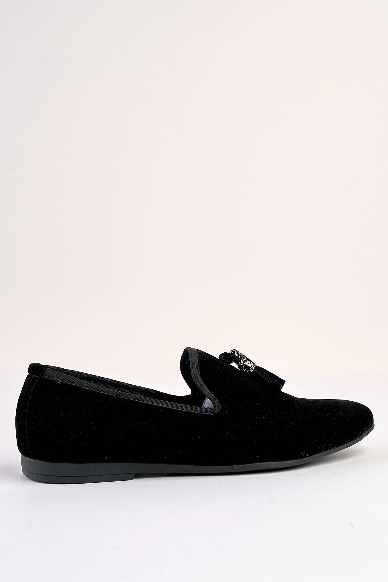 Volterra Velvet Tassel Black Loafer - Image 3