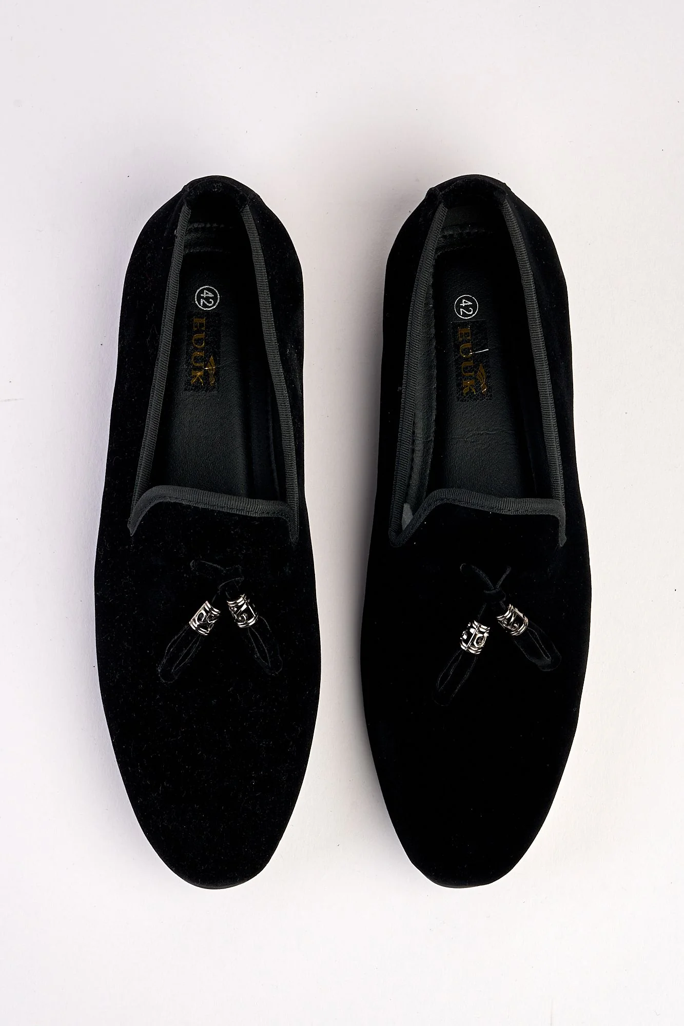 Volterra Velvet Tassel Black Loafer - Image 5